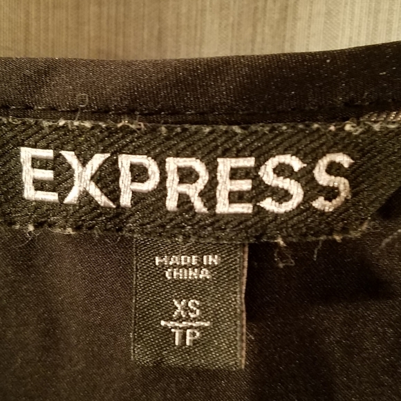 Women's Express Top - Picture 4 of 6